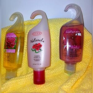 Avon Naturals Body Wash Trio